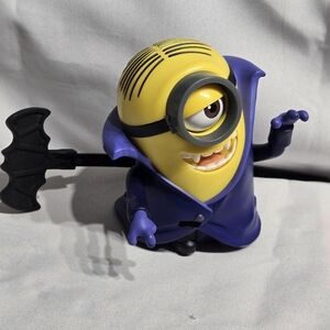4.5" Thinkway Toys Dracula's Minion Stuart action figure poseable Despicable Me